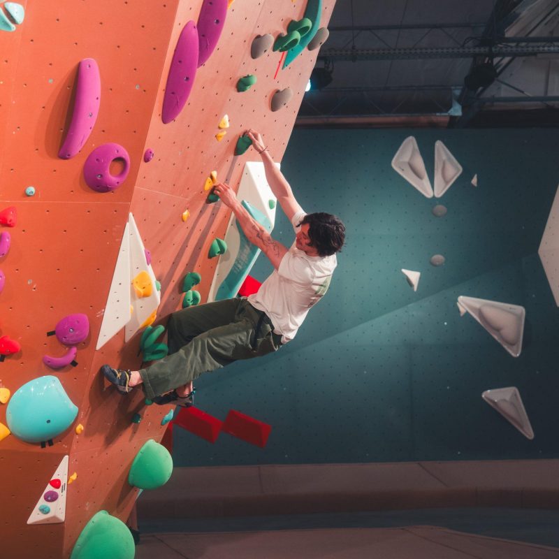 DSC03658 Boulderaar bij Beest Boulders Delft